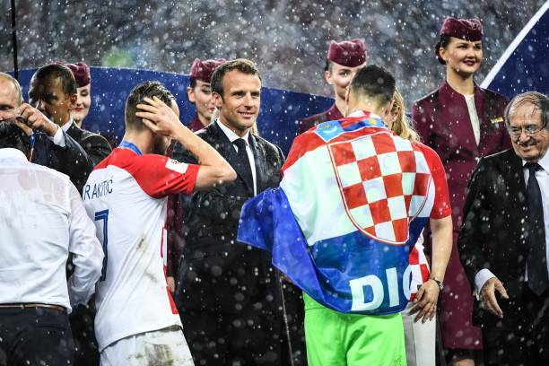 应该并行不 应该并行不