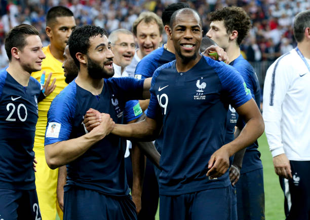 转变不仅取 转变不仅取