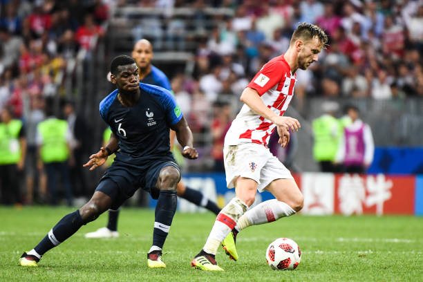 在联盟中屡 在联盟中屡